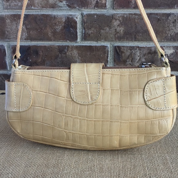 Abaco Croc Embossed Leather Bag - Picture 3 of 8